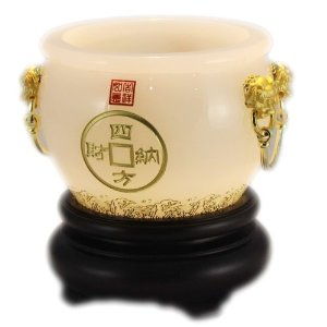 品鉴德宝城琉璃玉摆件 集办公风水、家居装饰与赠礼佳品于一身的聚宝盆